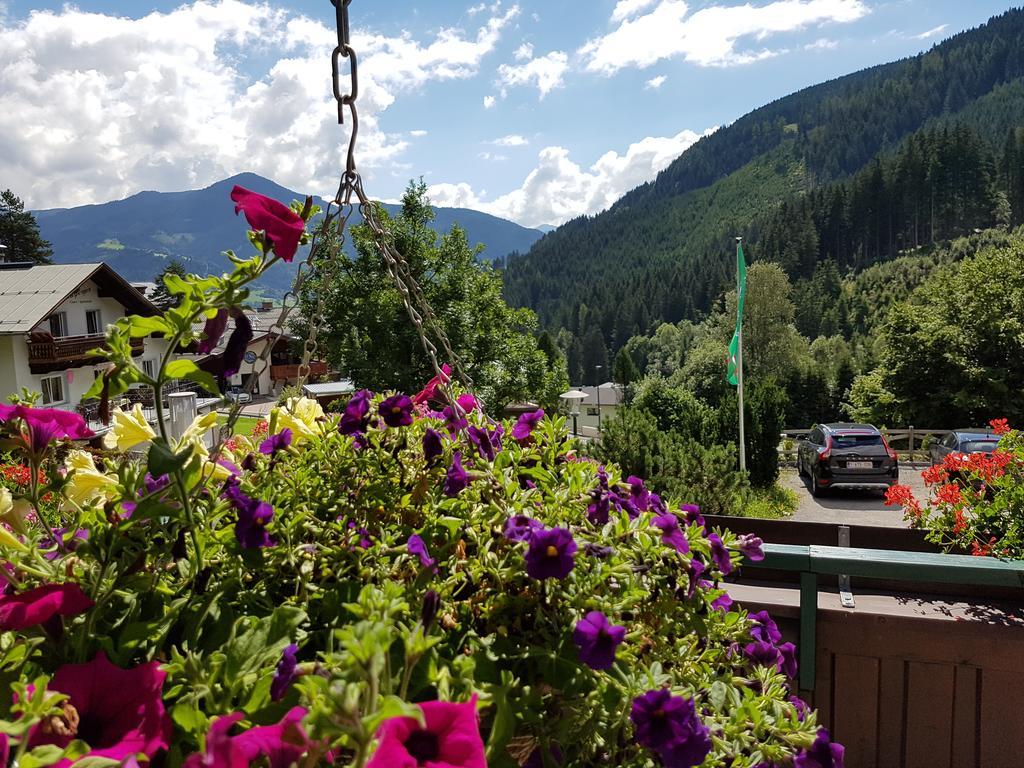 Pension Margarete Zell am See Bagian luar foto
