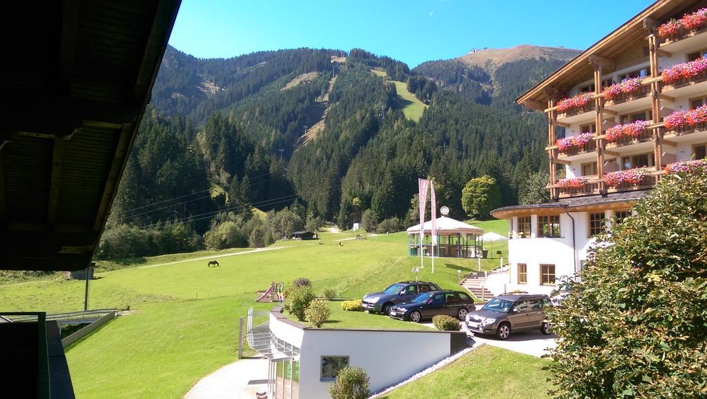 Pension Margarete Zell am See Bagian luar foto
